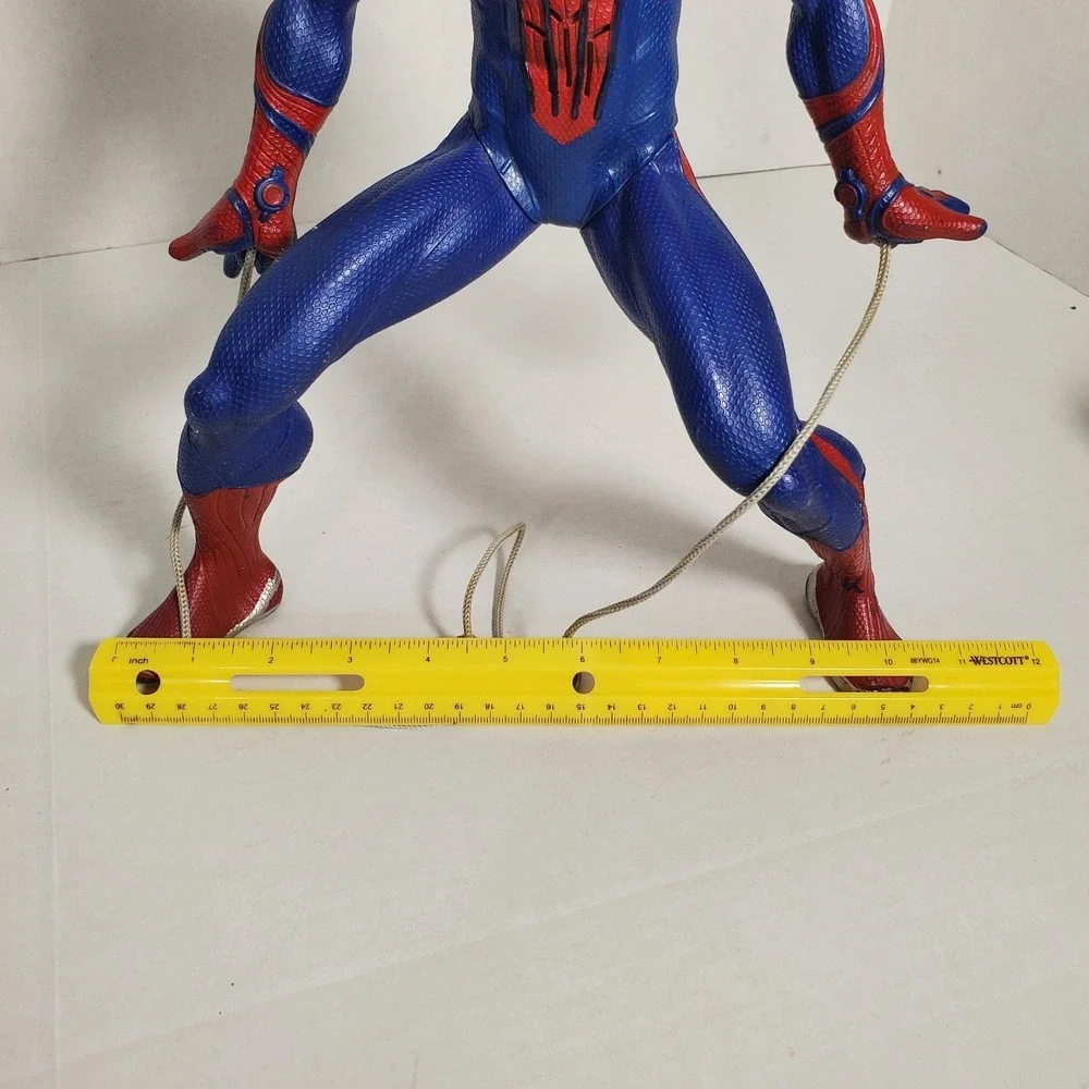 Marvel The Amazing Spider-Man Action Figure‎ 12" Pull String Web Toy - Picture 12 of 16